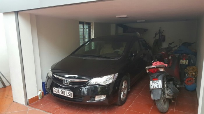 Cần bán xe ôtô Honda Civic 2.0 AT Chính chủ