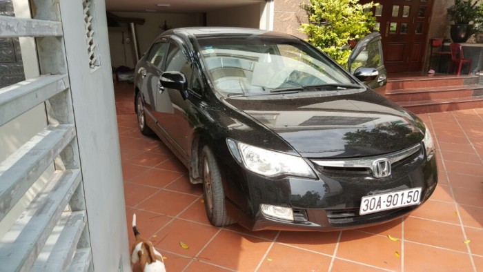 Cần bán xe ôtô Honda Civic 2.0 AT Chính chủ
