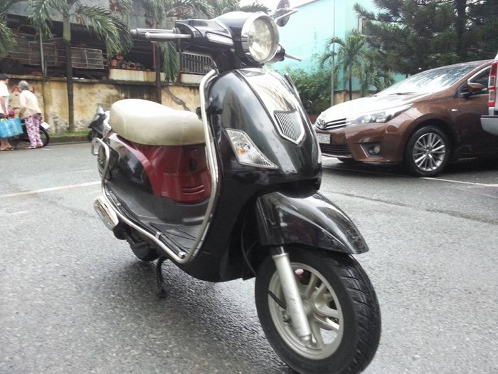 YMH 125cc kiểu dáng Elizabeth Chất Luợng Châu Âu Xe Nhập Khẩu Nguyên Thùng