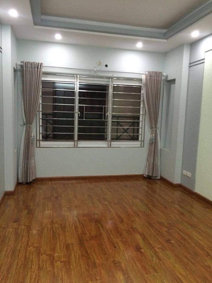 Bán nhà sđcc ngõ 155 Cầu Giấy.DT40m2.Giá 3,3 tỷ