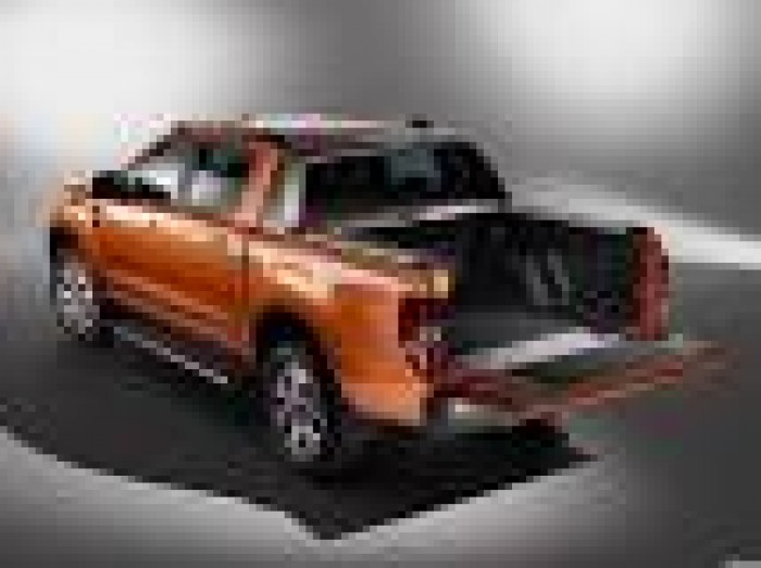 Ford Wildtrak 2.2 AT giá tốt nhất, đủ màu, giao xe ngay, liên hệ để có giá tốt