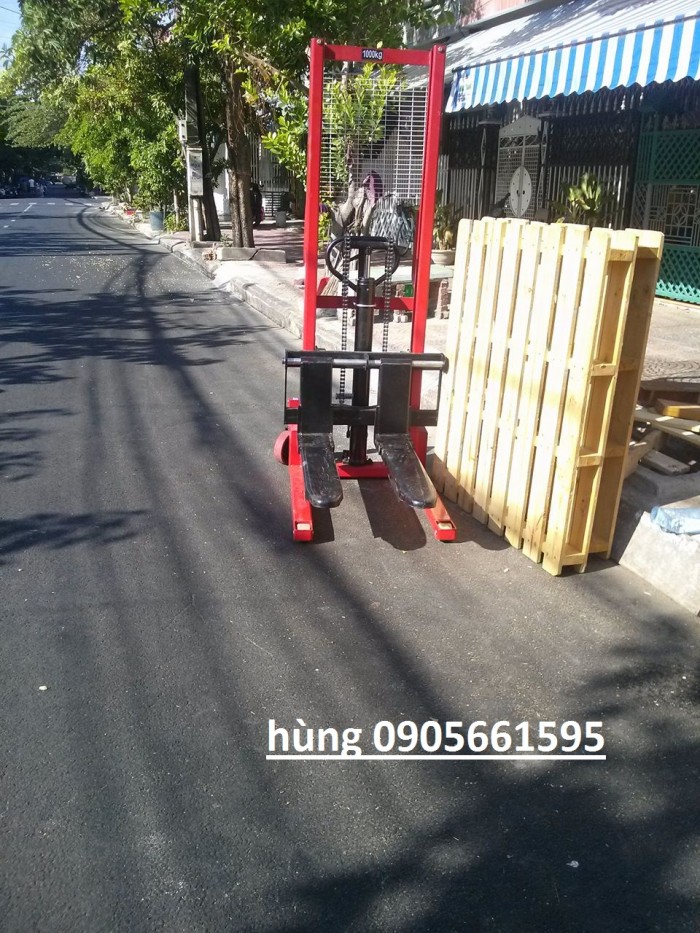 Xe nâng tay ĐÀ NẴNG giá thành rẻ tốt nhất