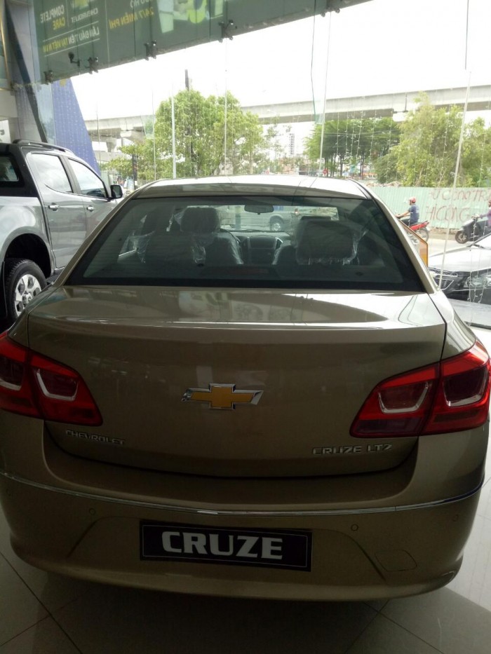 Chevrolet cruze ltz sốc với giá cưc tốt tháng 9
