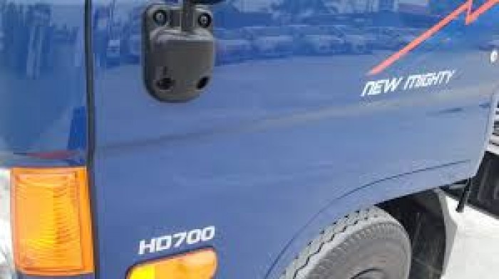 VEAM HYUNDAI HD700, 7 tấn thùng dài >6m, thủ tục nhanh giao xe ngay