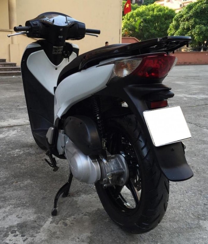 Honda Sh 150i nhập ý đời 2009 màu trắng sport giá tốt  2banhvn