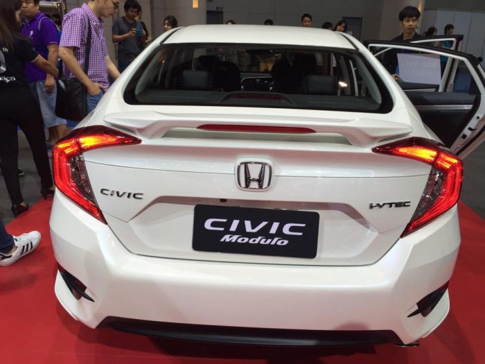 Honda Civic 2017 Nhập Thái Hoàn toàn mới