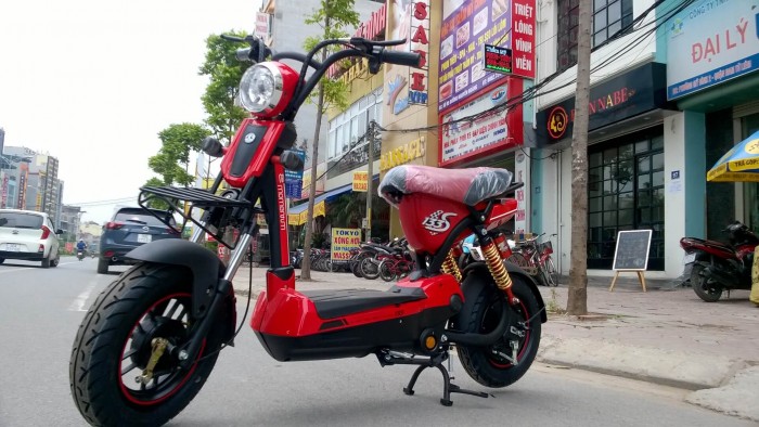 Xe điện bò điên không giảm sóc