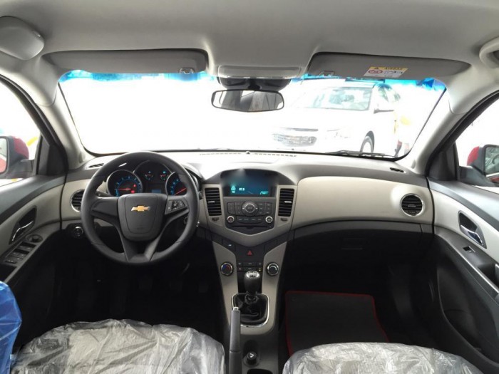 CHEVROLET AVEO1.5 LT giảm giá trực tiếp