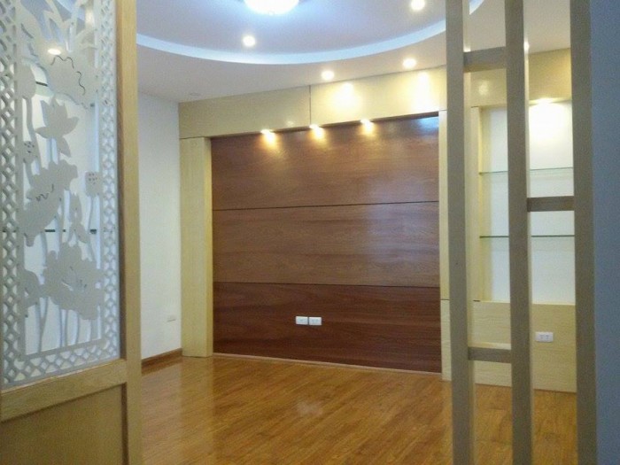 Bán Nhà gấp nhà Đống Đa, siêu đẹp, 51m2, 4 tầng, ô tô tránh, giá chào 9.7 tỷ