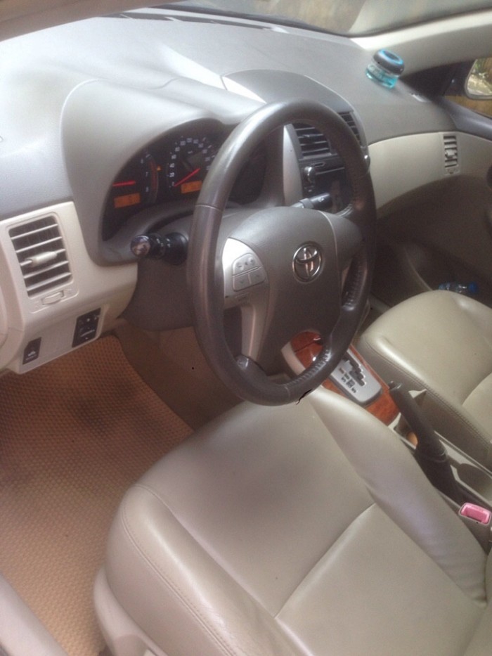Cần bán xe Toyota Corolla altis đời 2009