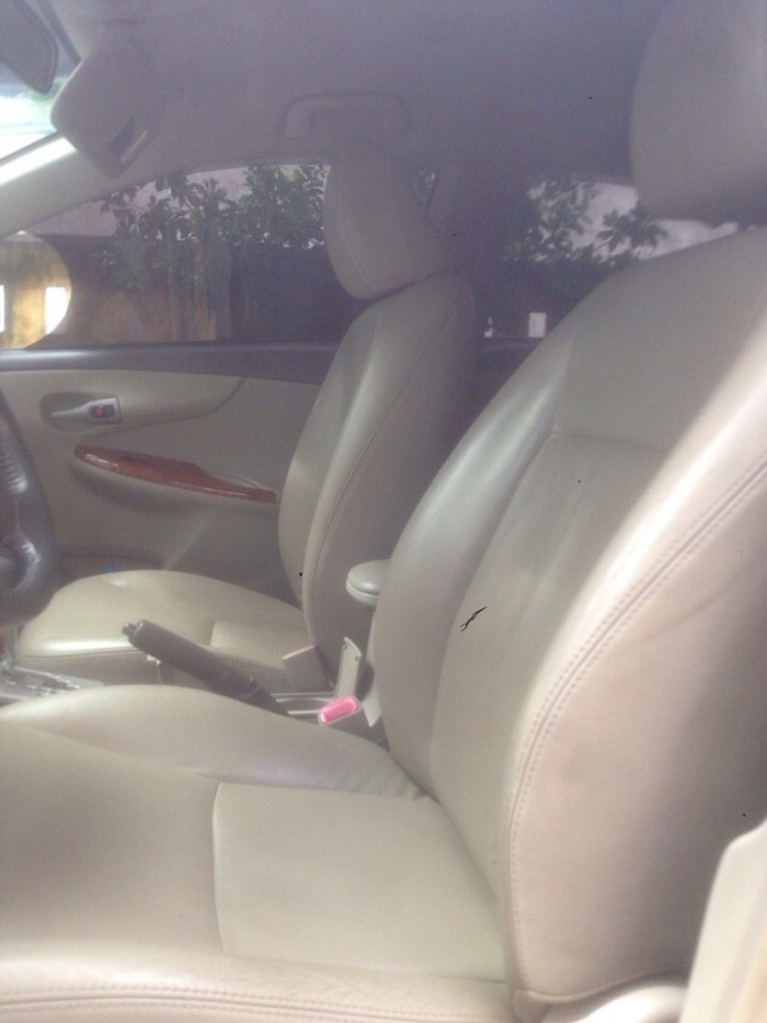 Cần bán xe Toyota Corolla altis đời 2009