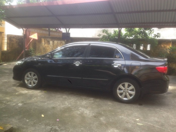 Cần bán xe Toyota Corolla altis đời 2009