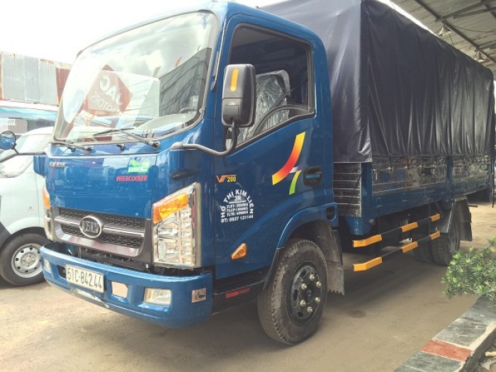 Tặng thẻ khách hàng 5 triệu khi mua xe tải veam 2 tấn VT200, động cơ hyundai thùng dài 4m35.