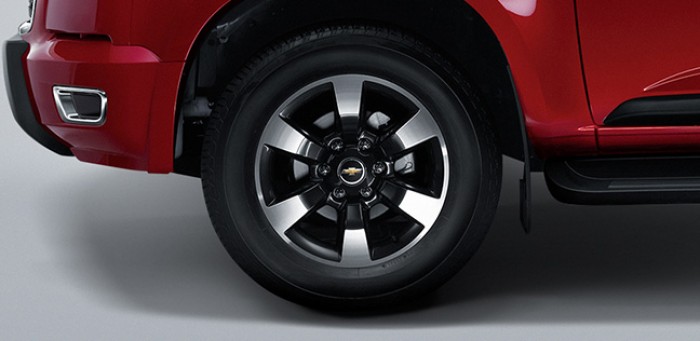 Chevrolet colorado high country phiên bản mới nhất, ưu đãi nhất, giá tốt nhất, hổ trợ vay 100%.