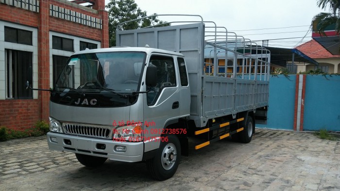 Jac hfc1083k 6,4 tấn thùng dài >6m giao xe liền