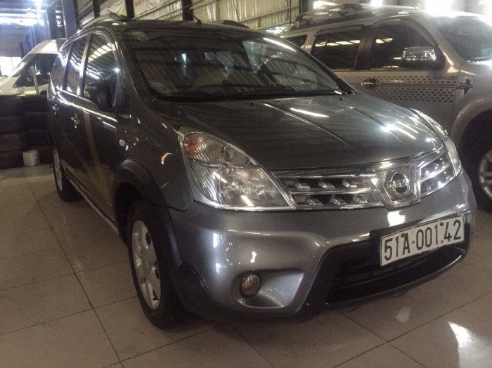 Nissan Livina 2k11,máy xăng, số sàn.