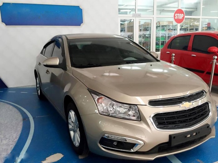 Cruze LTZ khuyến mại lớn trong tháng 9  hỗ trợ vốn tới 90%