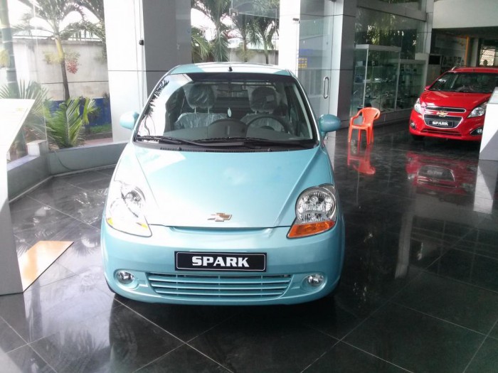 Chevrolet Spark giá tốt.Hỗ trợ vốn 95% lãi xuất thấp, khuyến mãi hấp dẫn trong tháng.