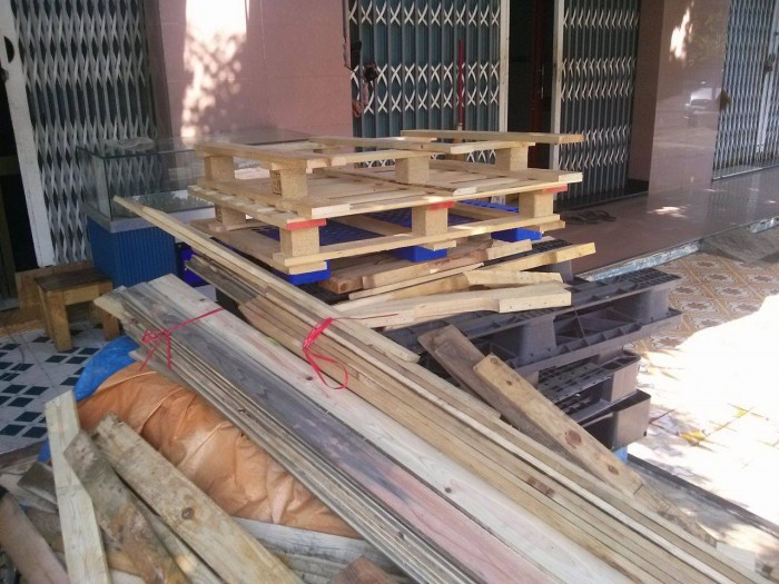 Xe nâng pallet hàng giá cạnh tranh nhất