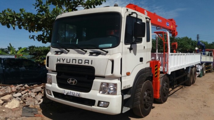 Xe HYUNDAI HD320 nhập khẩu gắn cẩu kanglim, sosan 7-10 tấn giá ưu đãi