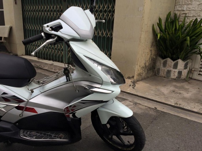 Honda Air Blade lên full Thái,BSTP, màu trắng