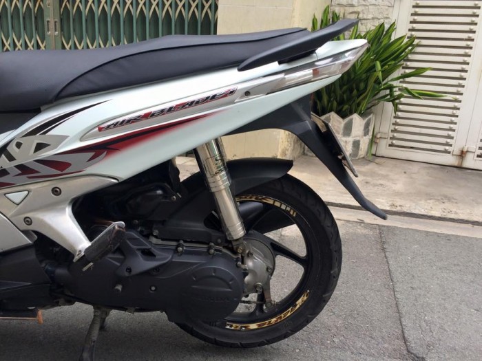 Honda Air Blade lên full Thái,BSTP, màu trắng