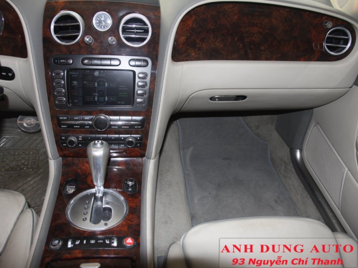 Bentley Continental Flying (2009) đẳng cấp quý tộc Anh quốc