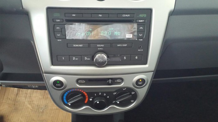 Chevrolet Spark 1.2 Giá cực tốt, khuyến mãi cực lớn.