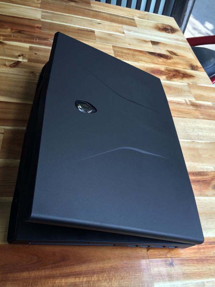 Laptop Dell Alienware M17XR3, i7, 8G, ssd128G, GTX460, giá rẻ