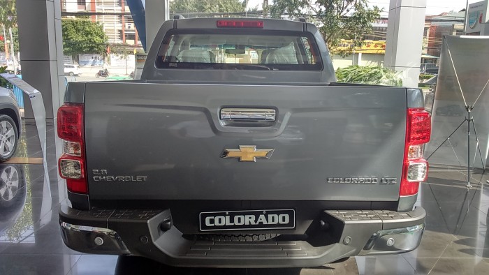 Chevrolet colorado high country phiên bảng mới nhất, ưu đãi nhất, giá tốt nhất, hổ trợ vay 100%.