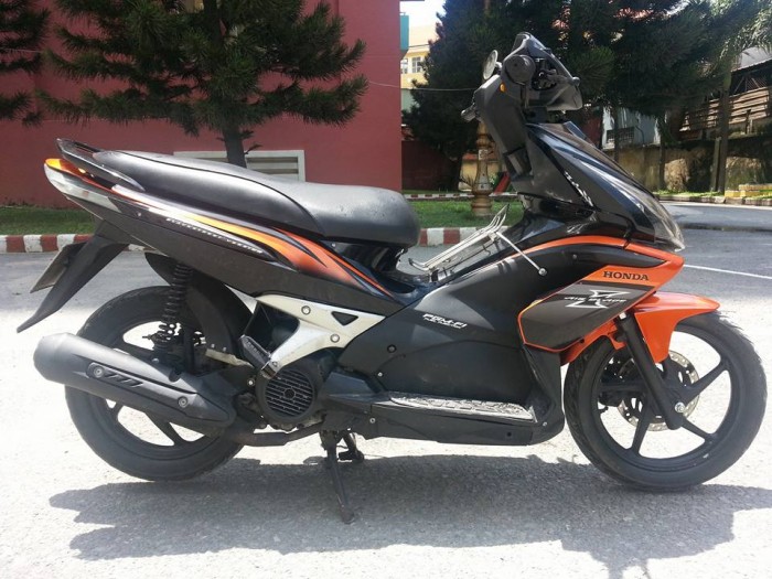 Air Blade 125cc HQ Cam Đen mẩu Thailan 2 Đèn Giống Honda Air Blade 99%