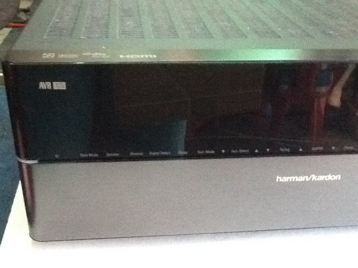 Bán chuyên Ampli harman/kardon AVR 155/320 hàng còn 98% ,mới .đẹp