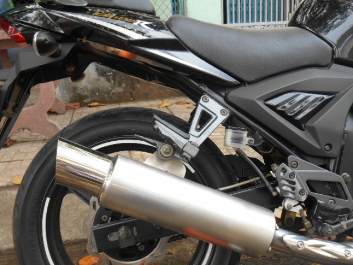 Bán xe Moto CBR.,125cc màu đen dk 2012