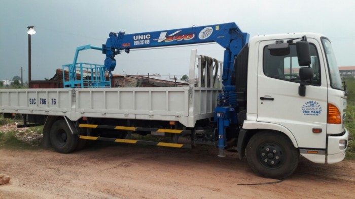 Cho thuê xe nâng người GS, xe cẩu, phú mỹ,tân thành