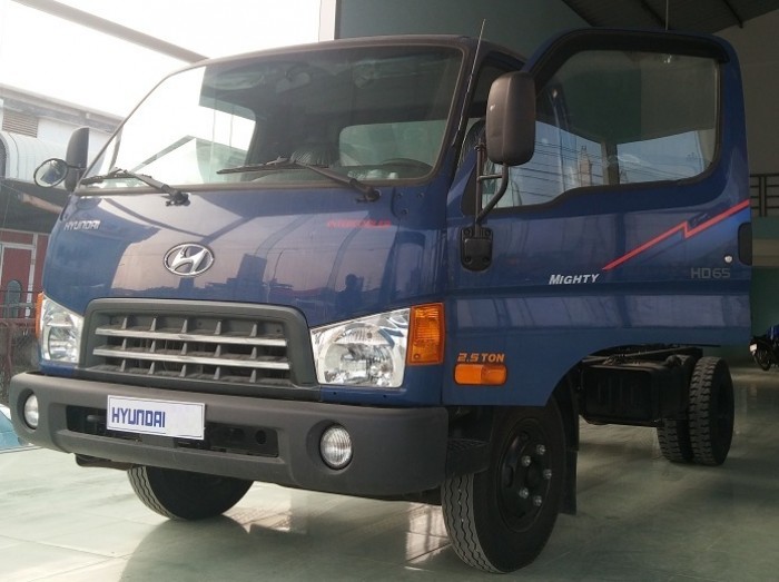 Bán xe tải Hyundai HD65 nhập khẩu