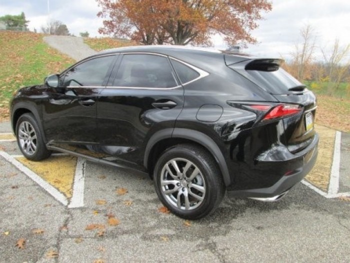 Lexus Nx200t màu đen nhập khẩu Mỹ, giao ngay