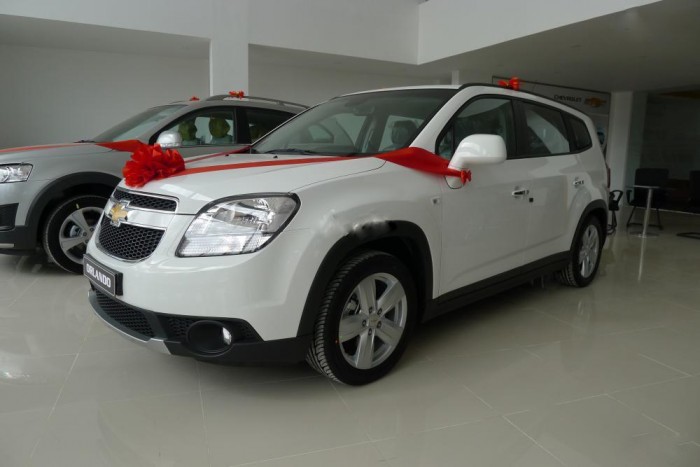 Bán ô tô Chevrolet Orlando năm 2016, màu đỏ giá cạnh tranh.Xe mang thương hiệu của Mỹ