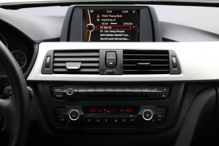 BMW 3 Series 320i 2013