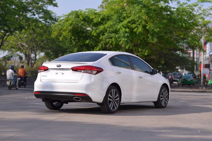 Bán ô tô Kia Cerato 2016 1.6 AT năm 2016, màu trắng