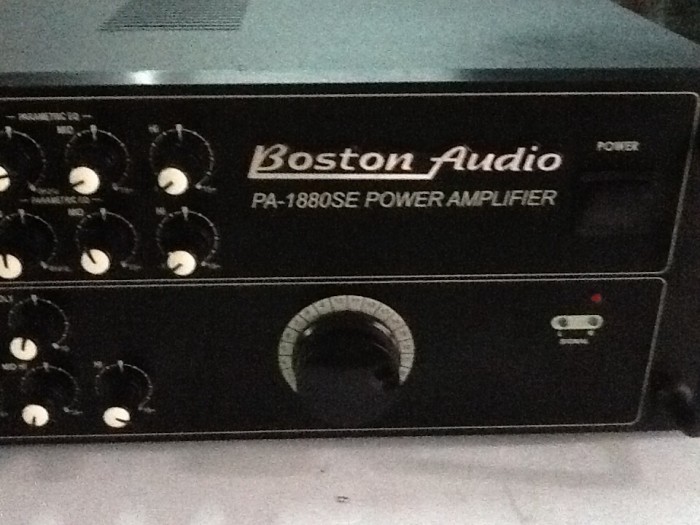 Bán chuyên Ampli karaoke boston audio pa-1800se hàng đẹp  mới .