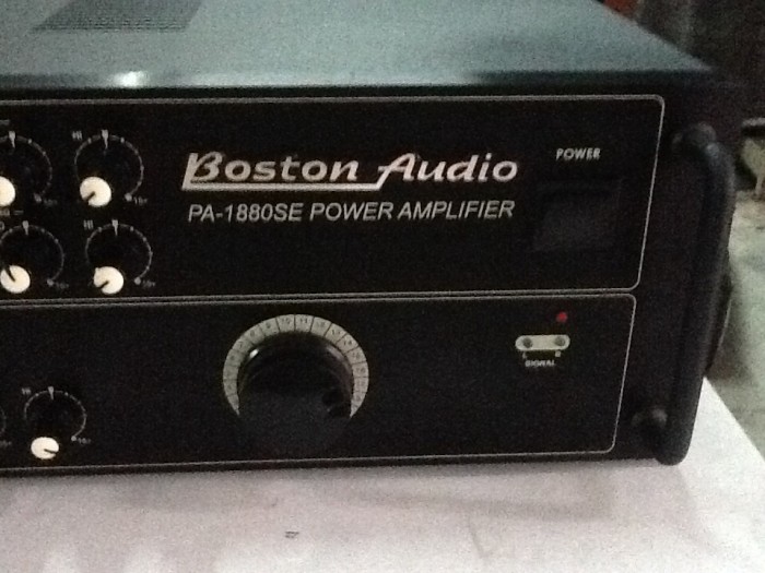 Bán chuyên Ampli karaoke boston audio pa-1800se hàng đẹp  mới .