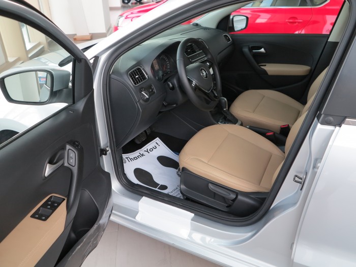 Volkswagen Polo Hatchback, nhập khẩu chính hãng, giá tốt, ưu đãi lớn