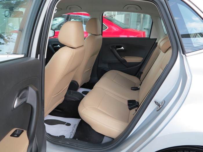 Volkswagen Polo Hatchback, nhập khẩu chính hãng, giá tốt, ưu đãi lớn
