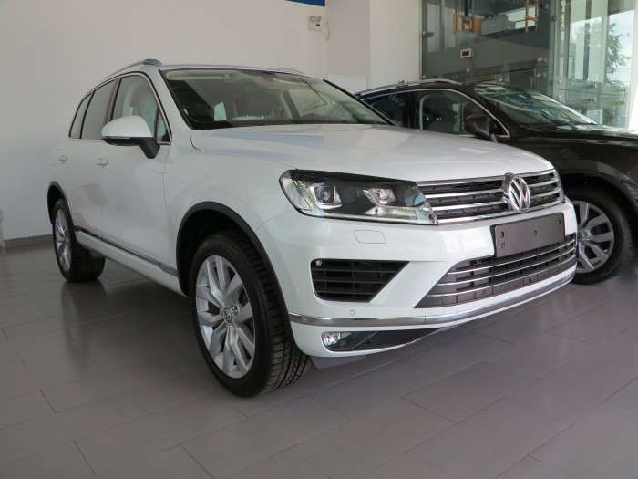 Volkswagen Touareg 2016, nhập khẩu chính hãng, giá tốt, ưu đãi lớn