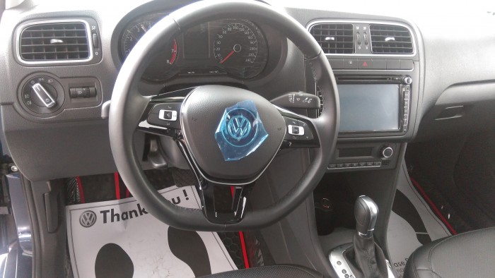 Polo Sedan, xe Đức, nhập nguyên chiếc, giao ngay, tặng nhẫn kim cương, dán phim siêu cấp, bảo dưỡng