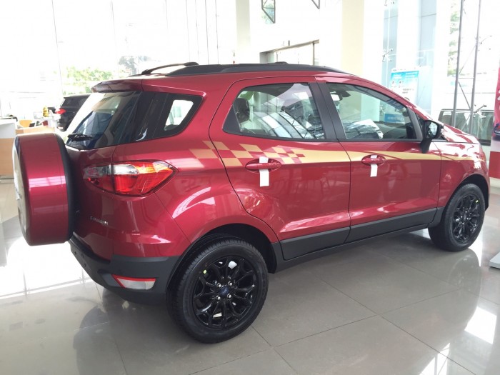 Ecosport bản thể thao Black Edition, giá SỐK