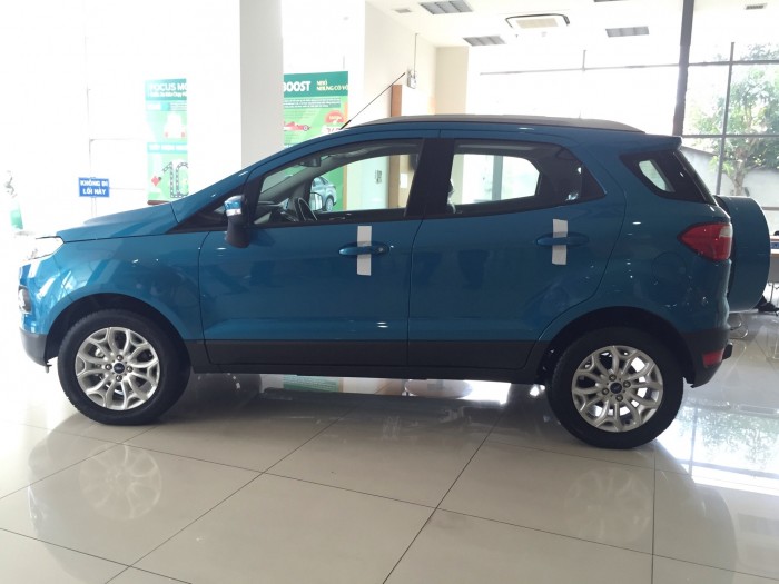 Ecosport Titan màu xanh dương, giá SỐK