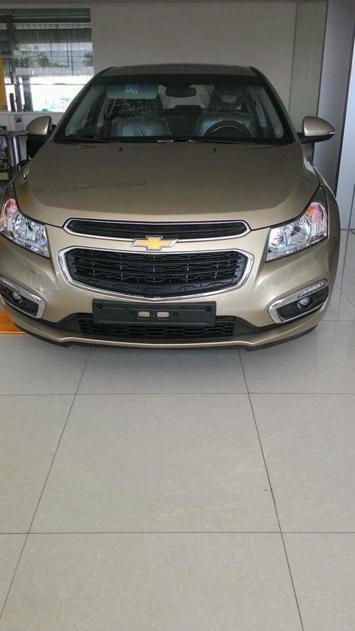 Cần bán xe Chevrolet Cruze LTZ đời 2016, màu bạc, xe đạt chuẩn chất lượng Mỹ