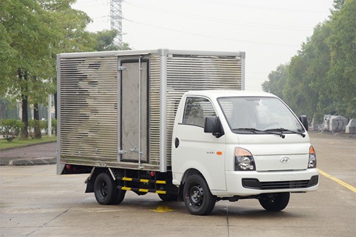 Bán xe tải Hyundai HD100 - 1 Tấn nhập khẩu nguyên chiếc giá tốt nhất Tp.HCM
