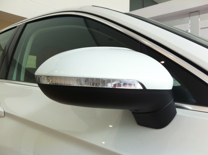 Đẳng cấp số 1 Châu Âu Volkswagen xâm nhập thị trường Việt Nam, VW PASSAT 1.8L ưu đãi 50 triệu tặng dán phim 3M